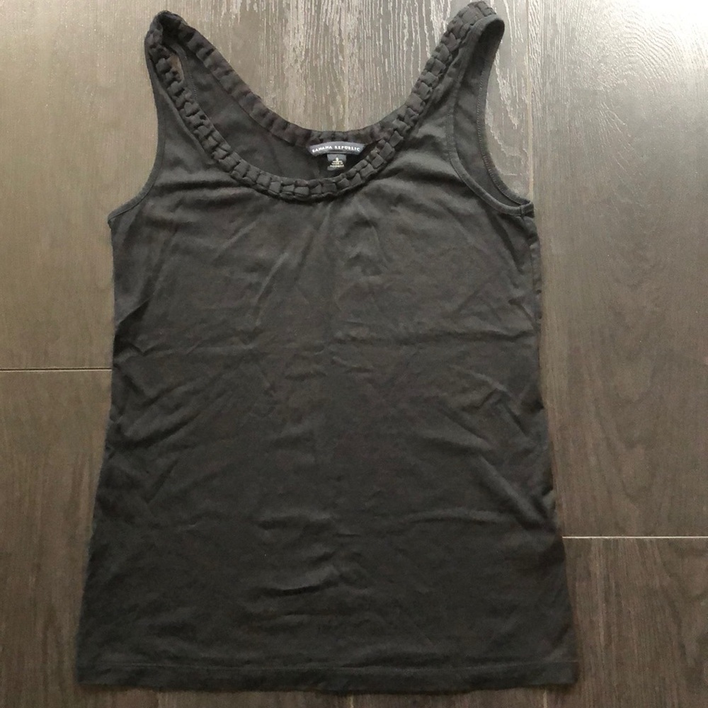 BR Black layering tank Size S